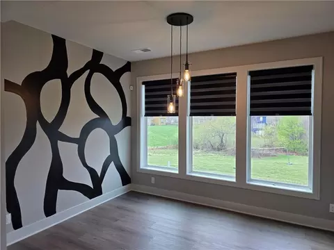 Dining - 1205 Hampton Dr, Raymore, MO 64083 photo 2 of 2