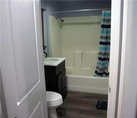 Bath - 16107 Eastern Ave, Belton, MO 64012 photo 5 of 5
