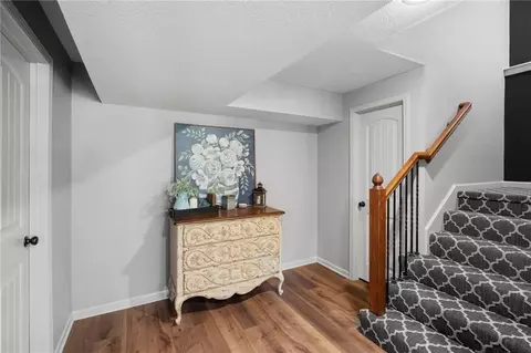 Entry Way - 1303 Ashdown Cir, Raymore, MO 64083 photo 4 of 5
