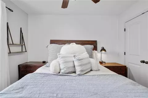 Bedroom - 1303 Ashdown Cir, Raymore, MO 64083 photo 4 of 7