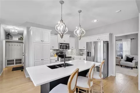 Kitchen - 1303 Ashdown Cir, Raymore, MO 64083 photo 1 of 3