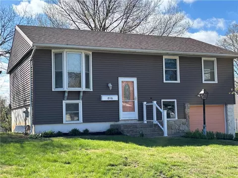 816 N Tepee Dr, Independence, MO 64056