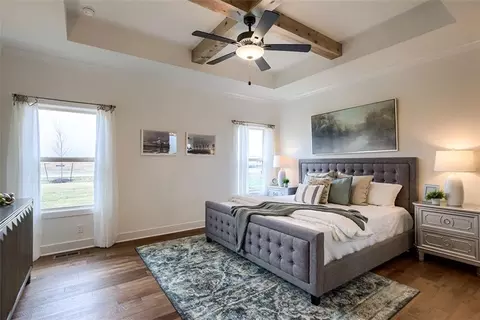 Bedroom - 1622 Hanover Ln, Raymore, MO 64083 photo 2 of 4