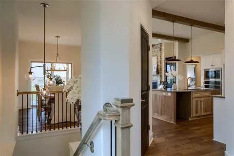 Entry Way - 1622 Hanover Ln, Raymore, MO 64083 photo 4 of 4