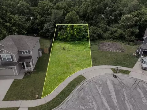 907 Anna Tappan Way, Lawrence, KS 66044