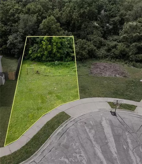 907 Anna Tappan Way, Lawrence, KS 66044