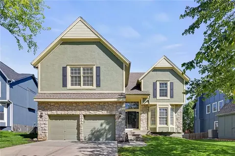 8006 W 129 Ter, Overland Park, KS 66213