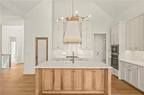Kitchen - 500 Bentwater Dr, Raymore, MO 64083 photo 2 of 7