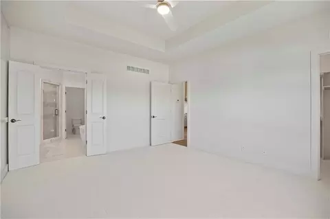 Bedroom - 500 Bentwater Dr, Raymore, MO 64083 photo 4 of 6
