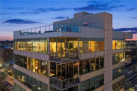 4646 Broadway St #12TH, Kansas City, MO 64112