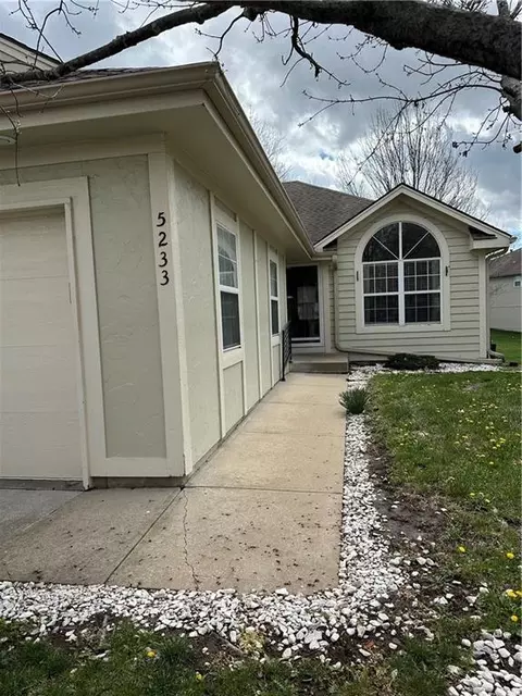 5233 Downey Ave, Independence, MO 64055