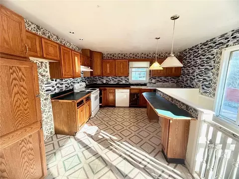 Kitchen - 3112 Hampton Rd, Saint Joseph, MO 64505 photo 1 of 1