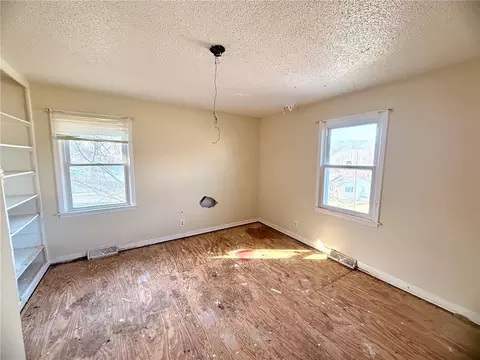 Bedroom - 3112 Hampton Rd, Saint Joseph, MO 64505 photo 2 of 3