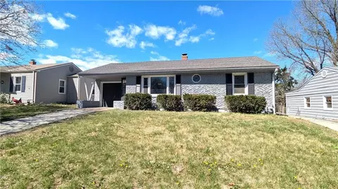 10504 E 25th Ter, Independence, MO 64052