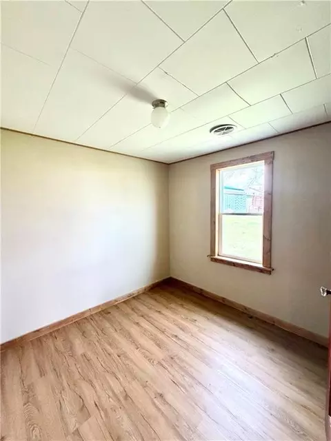 Bedroom - 113 E Marshall St, Alma, MO 64001 photo 3 of 3