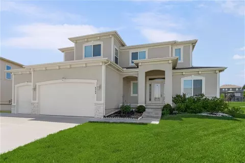 6709 NW 105th St, Kansas City, MO 64154