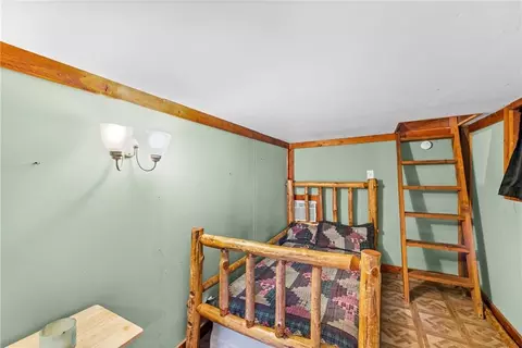 Bedroom - 61 N Lakeview Rd, Mapleton, KS 66754 photo 5 of 6