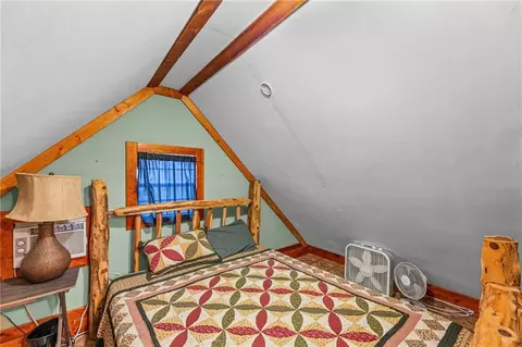 Bedroom - 61 N Lakeview Rd, Mapleton, KS 66754 photo 1 of 6