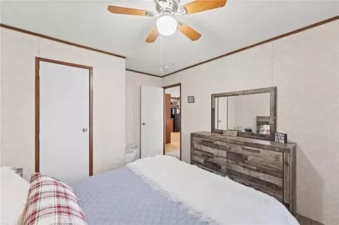 Bedroom - 5 Persimmon Ln, Mapleton, KS 66754 photo 5 of 6