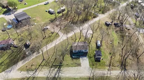 View/Area - 5 Persimmon Ln, Mapleton, KS 66754 photo 10 of 18