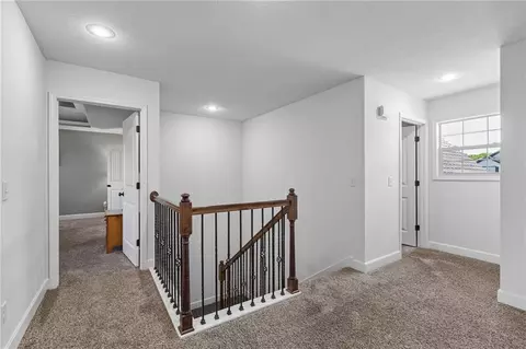 Entry Way - 3400 NW 50 St, Riverside, MO 64150 photo 5 of 7
