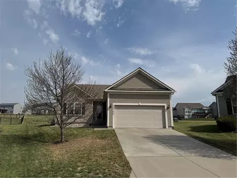 23706 W 88th Ter, Lenexa, KS 66227