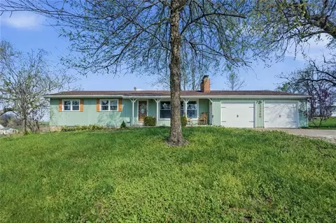 21205 B Hwy, Edgerton, MO 64444