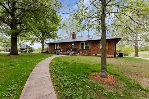 32240 N Rockville Rd, Louisburg, KS 66053