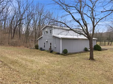 Exterior - 70 E High Point Ln, Columbia, MO 65203 photo 11 of 13