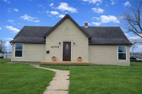 2309 Washington St, Lexington, MO 64067