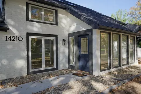 14210 W 50th St, Shawnee, KS 66216