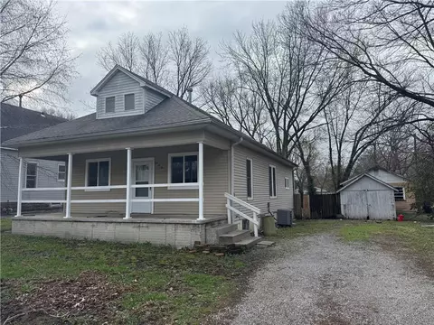 1002 E 10th St, Sedalia, MO 65301