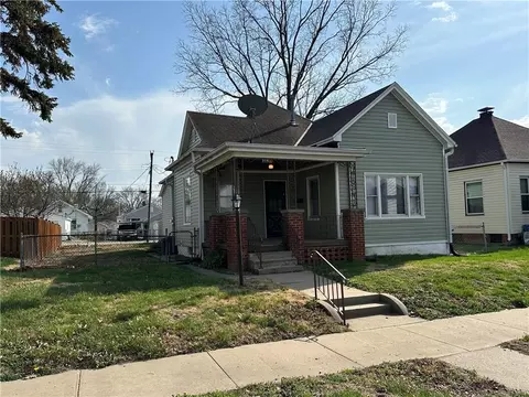 220 Michigan Ave, Saint Joseph, MO 64504