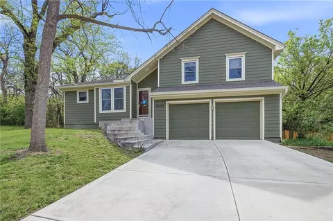 14315 W 90th Ct, Lenexa, KS 66215