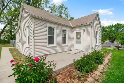 2704 N 81st St, Kansas City, KS 66109