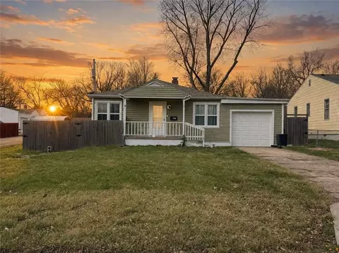702 Sunset St, Chillicothe, MO 64601