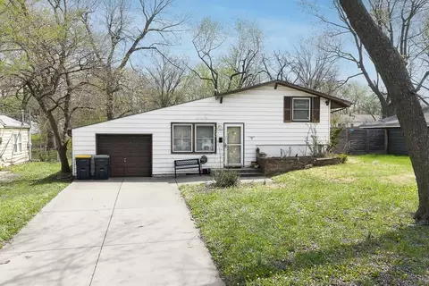 11309 Marsh Ave, Kansas City, MO 64134