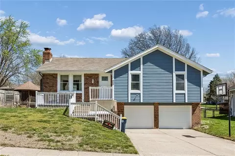 7316 NW 78th St, Kansas City, MO 64152