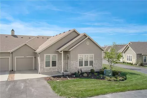 15597 S Church St #1903, Olathe, KS 66062