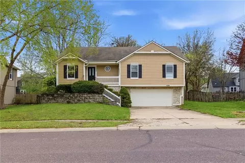 15306 Riley St, Overland Park, KS 66223