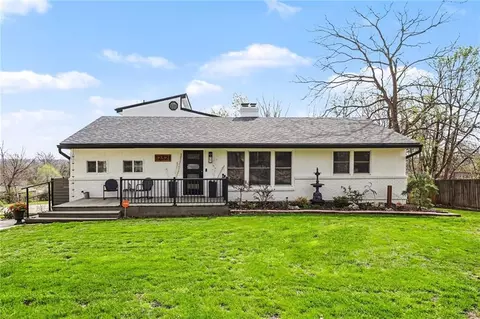 12321 Cherry St, Kansas City, MO 64145