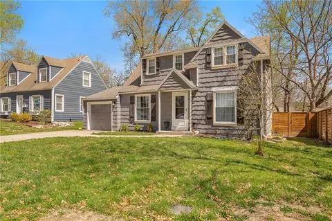 7905 Belleview Ave, Kansas City, MO 64114