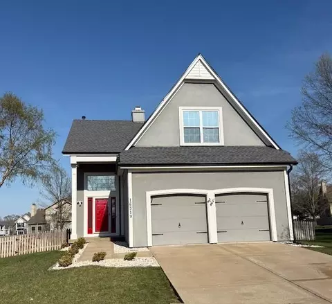 16319 S Burch St, Olathe, KS 66062