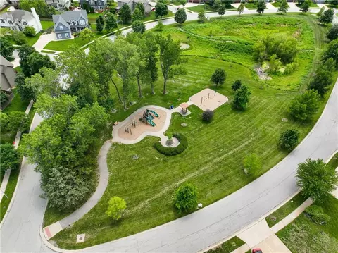 View/Area - 8012 Apache Rd, Lenexa, KS 66227 photo 2 of 2