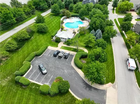 View/Area - 8012 Apache Rd, Lenexa, KS 66227 photo 1 of 2