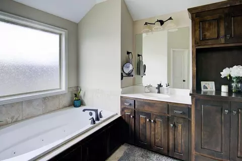 Bath - 8012 Apache Rd, Lenexa, KS 66227 photo 3 of 6