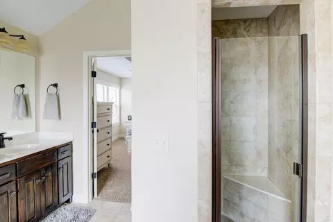 Bath - 8012 Apache Rd, Lenexa, KS 66227 photo 5 of 6