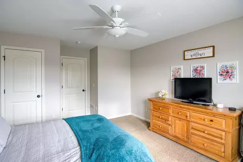 Bedroom - 8012 Apache Rd, Lenexa, KS 66227 photo 5 of 9