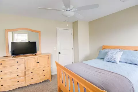 Bedroom - 8012 Apache Rd, Lenexa, KS 66227 photo 6 of 9