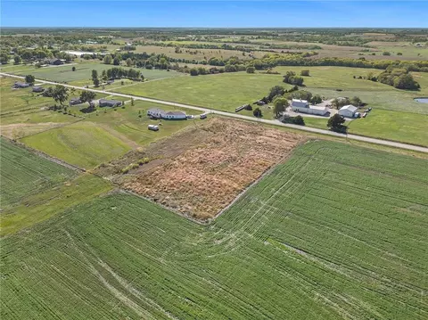 00000 S Shawnee Heights Rd, Overbrook, KS 66524